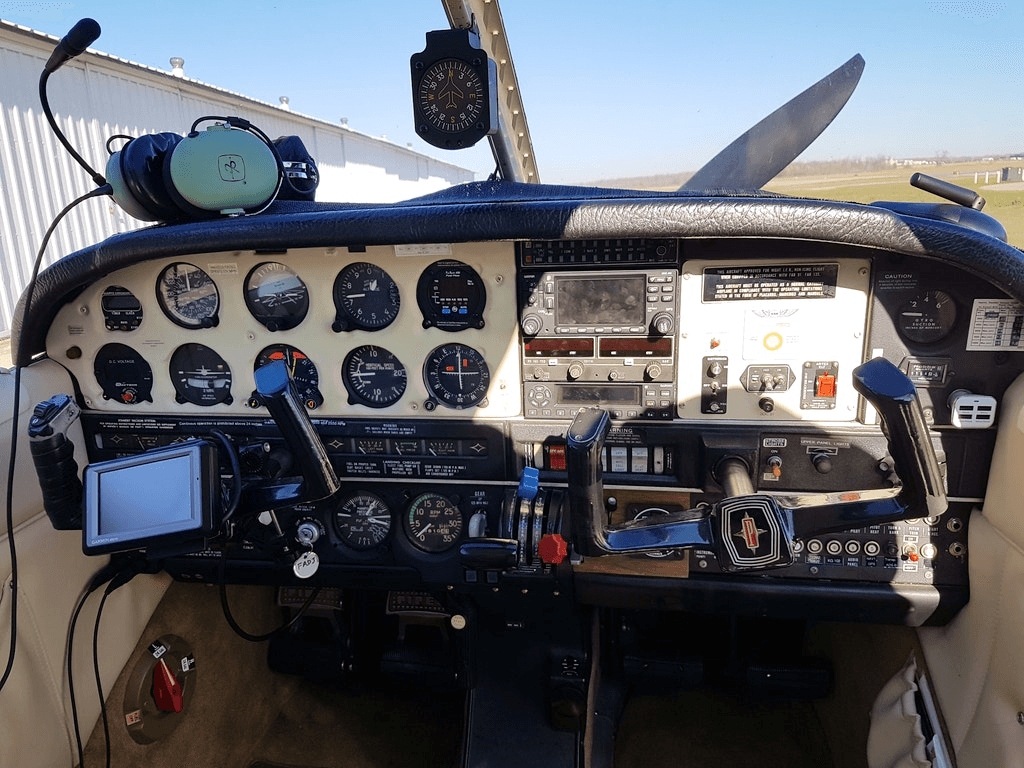 Piper Arrow
