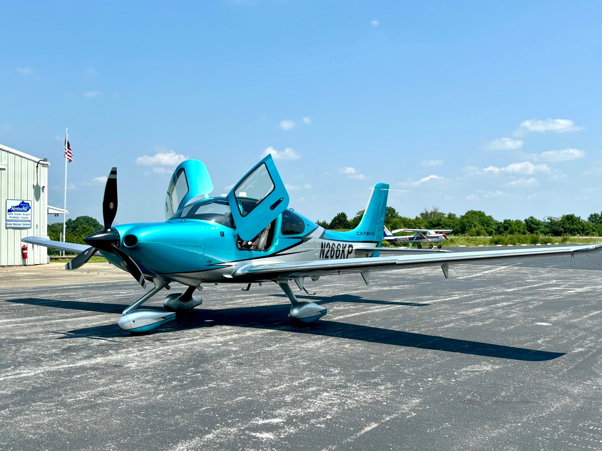 Cirrus SR22